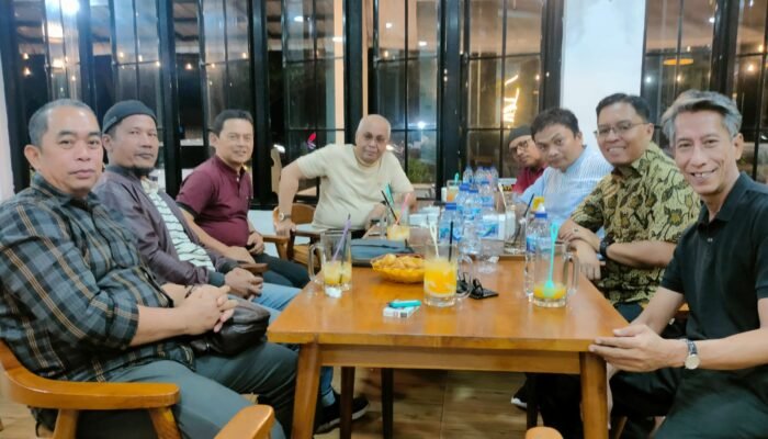 Silaturahmi Ketum PWI Pusat dengan Pengurus PWI Sumbar, Wartawan Perlu Menguasai Jurnalisme Bencana