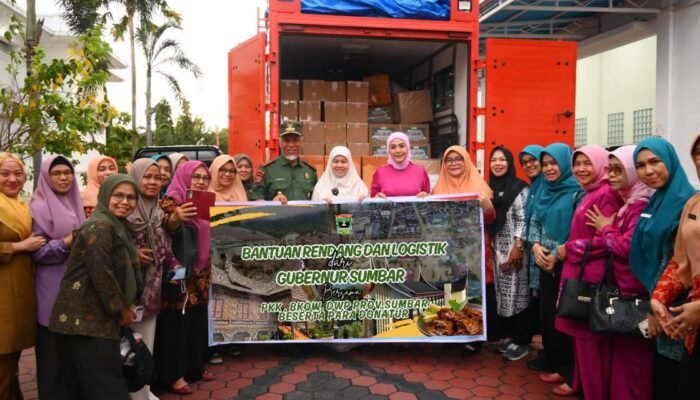 Rendang 2,5 Ton Inisiatif Ketua TP PKK, BKOW dan DWP Siap Didistribusikan untuk Korban Bencana Sumatera