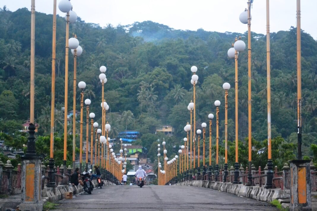 Jembatan siti nurbaya